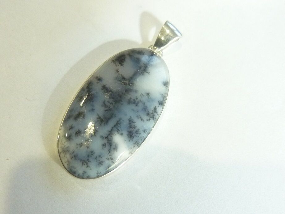 Pendentif Merlinite opale dentritique argent 925 ref 1271 Pendentif Merlinite opale dentritique argent 925 ref 1271