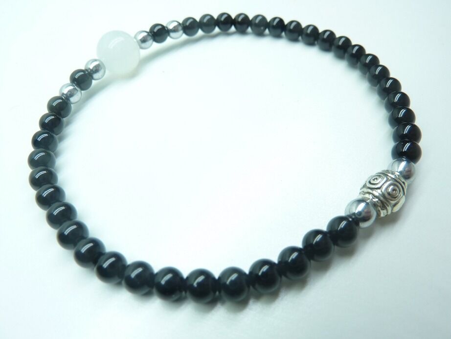 Bracelet "Protection & anti-stress" en Spinelle noir-Pierre de lune