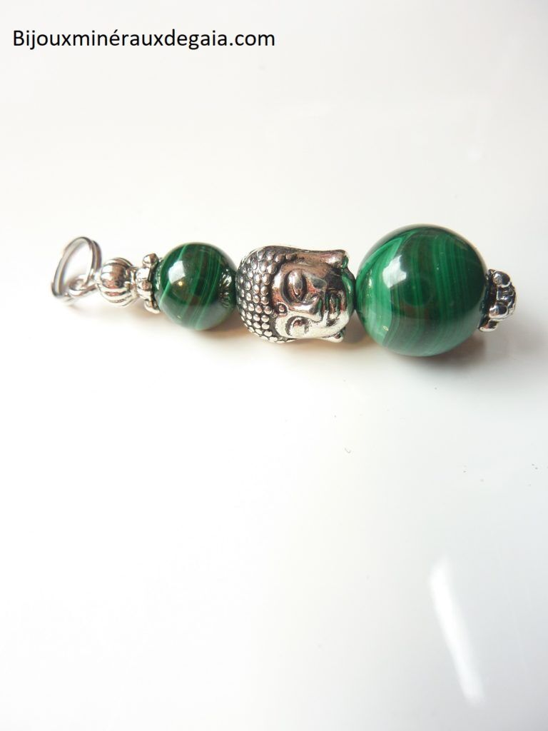 Pendentif Bouddha malachite perles 12-8 mm longueur 4 cm