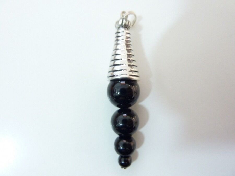 Pendentif protection tourmaline noire monture plaqué argent