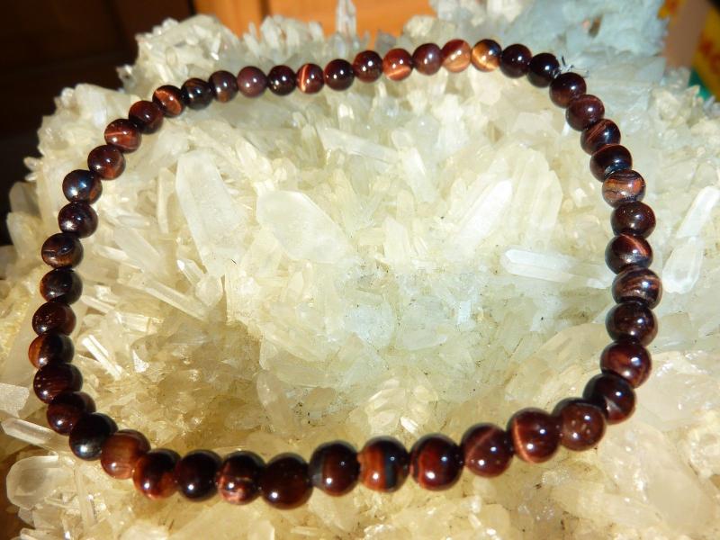 Bracelet protection extreme: Oeil de taureau perles rondes 4 mm