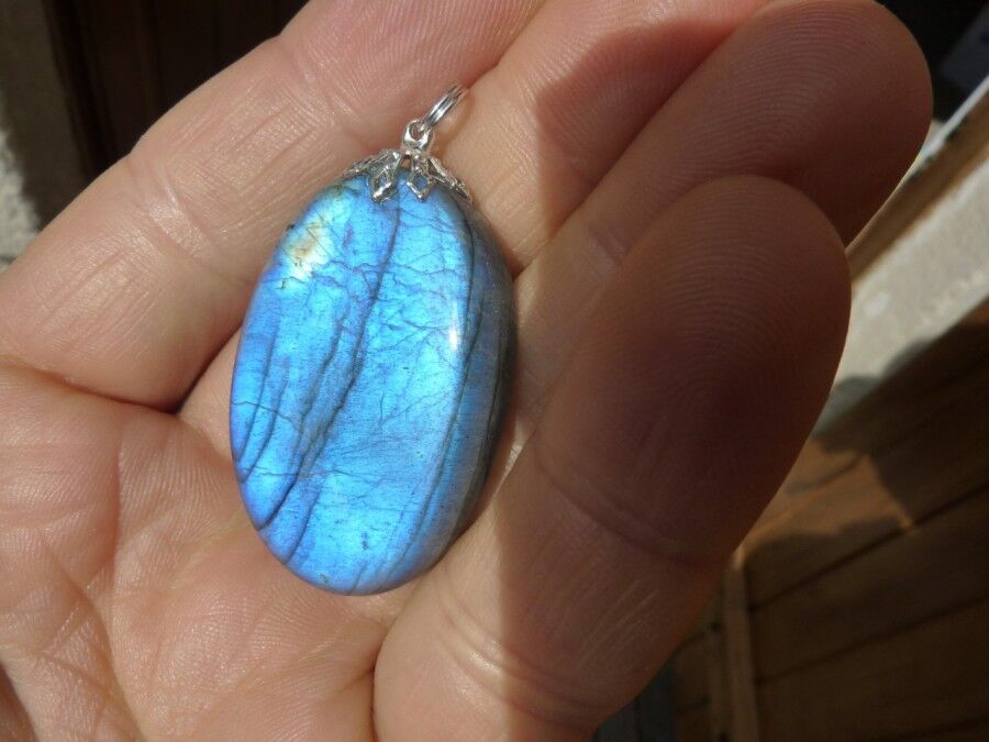 PENDENTIF LABRADORITE 76,5cts 15,3gr REF 8422