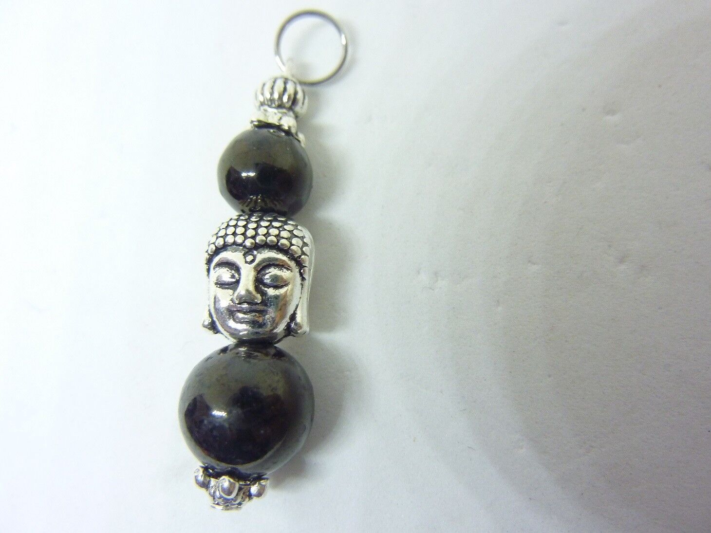 Pendentif protection Jais Charbon fossile Bouddha