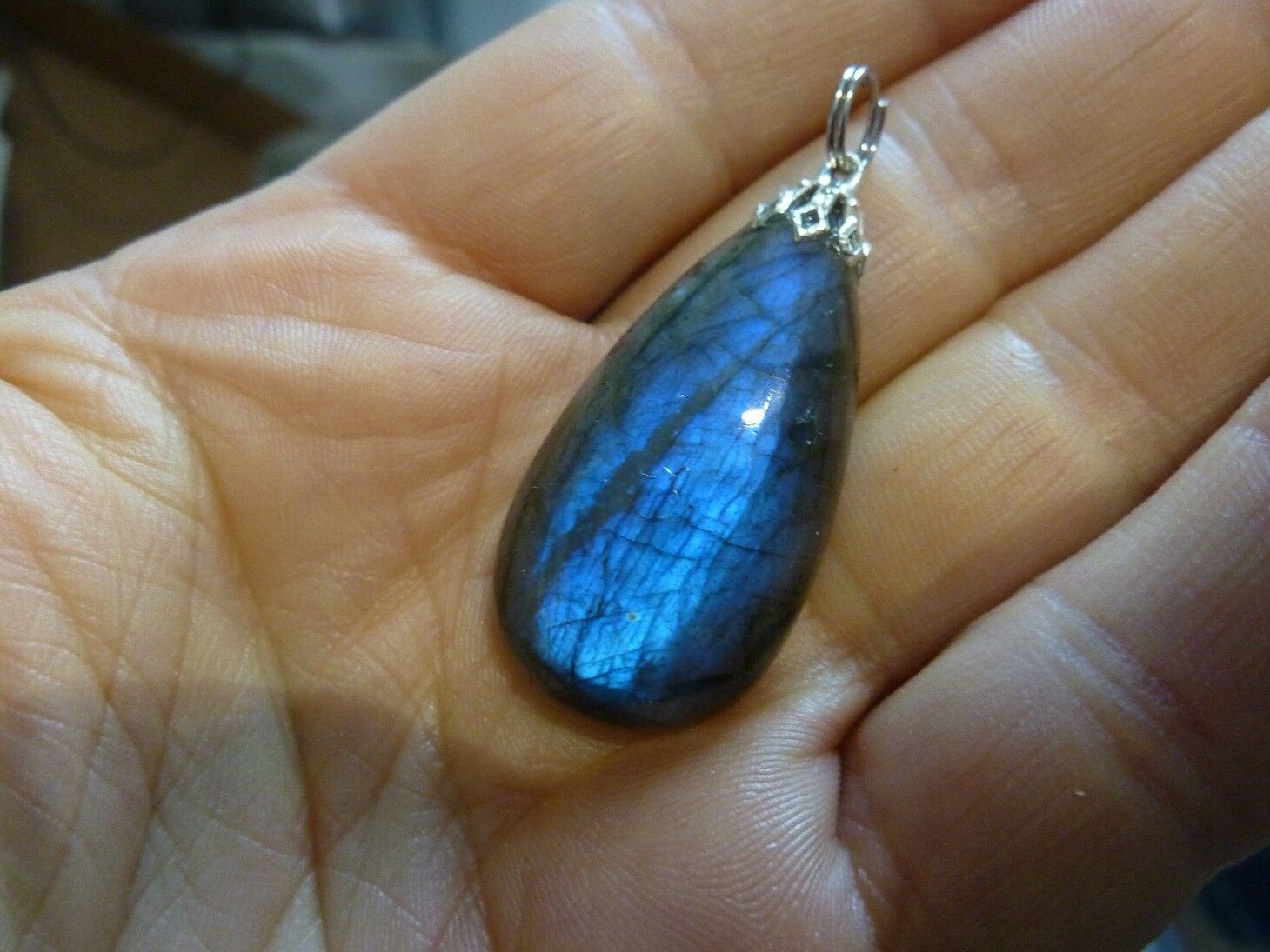 PENDENTIF PROTECTION EN LABRADORITE ref 7084