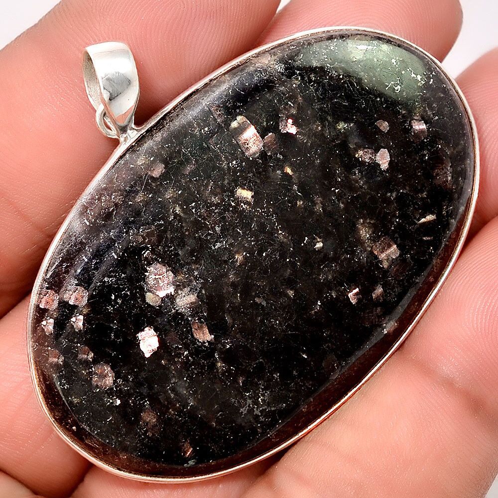 Pendentif Nuummite Véritable monture argent 925 Rare ref 4635