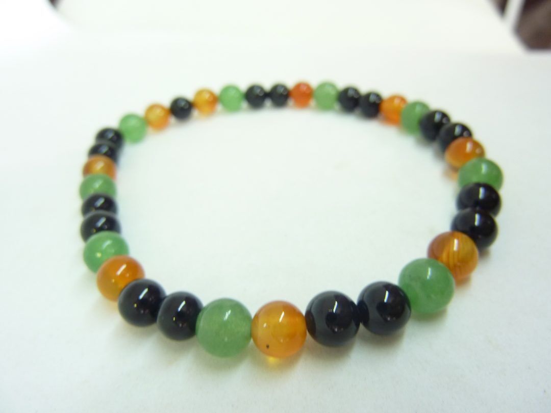 Bracelet Tourmaline noire,cornaline,aventure verte