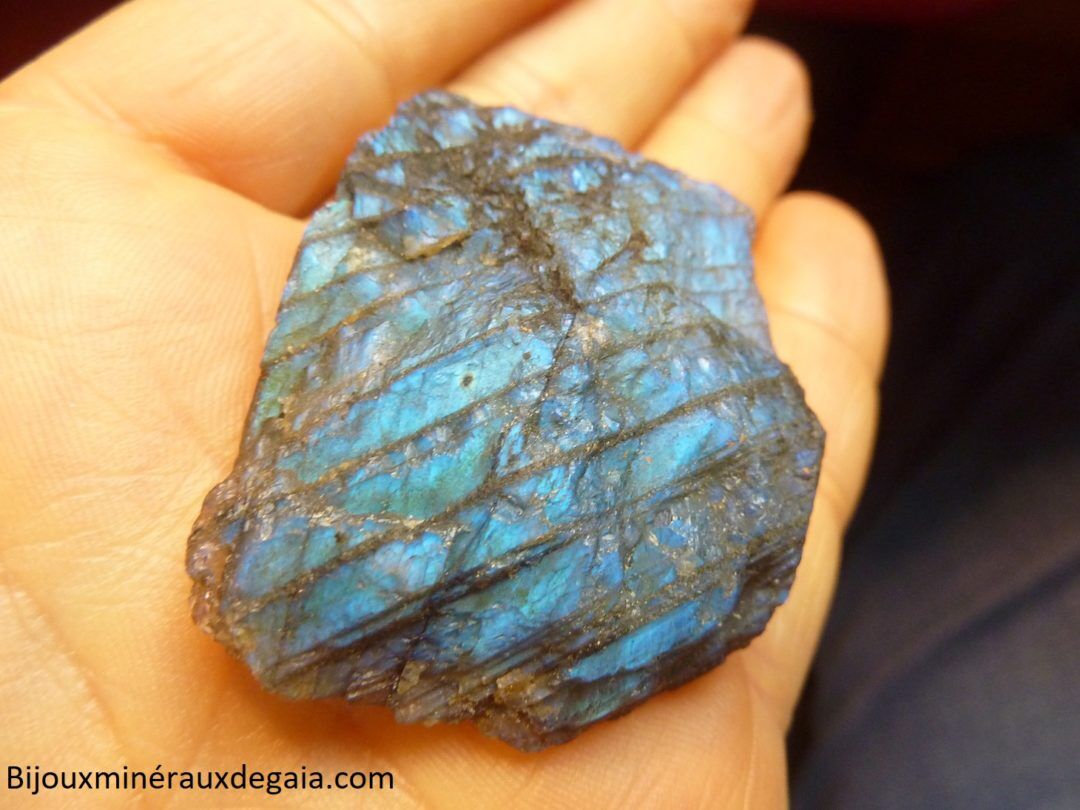 PENDENTIF LABRADORITE Poids 40,3 gr REF 7494