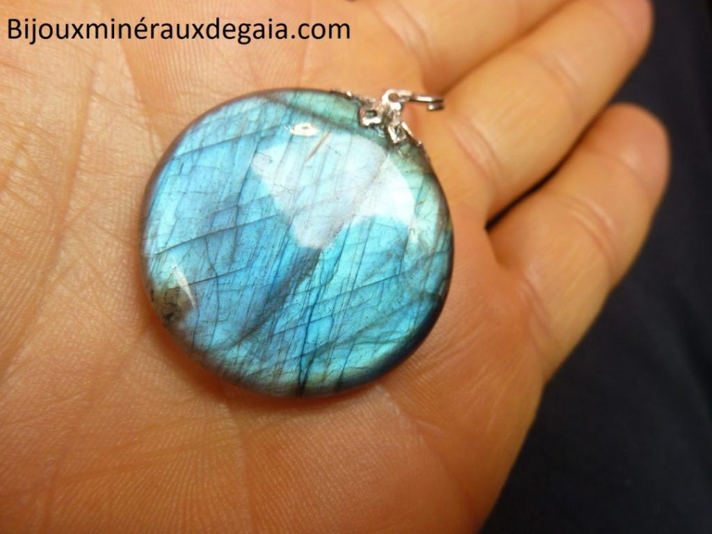 Pendentif protection Labradorite poids 11,7 ref 1207