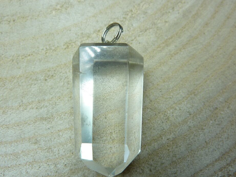 Pendentif pointe cristal de roche ref 4628