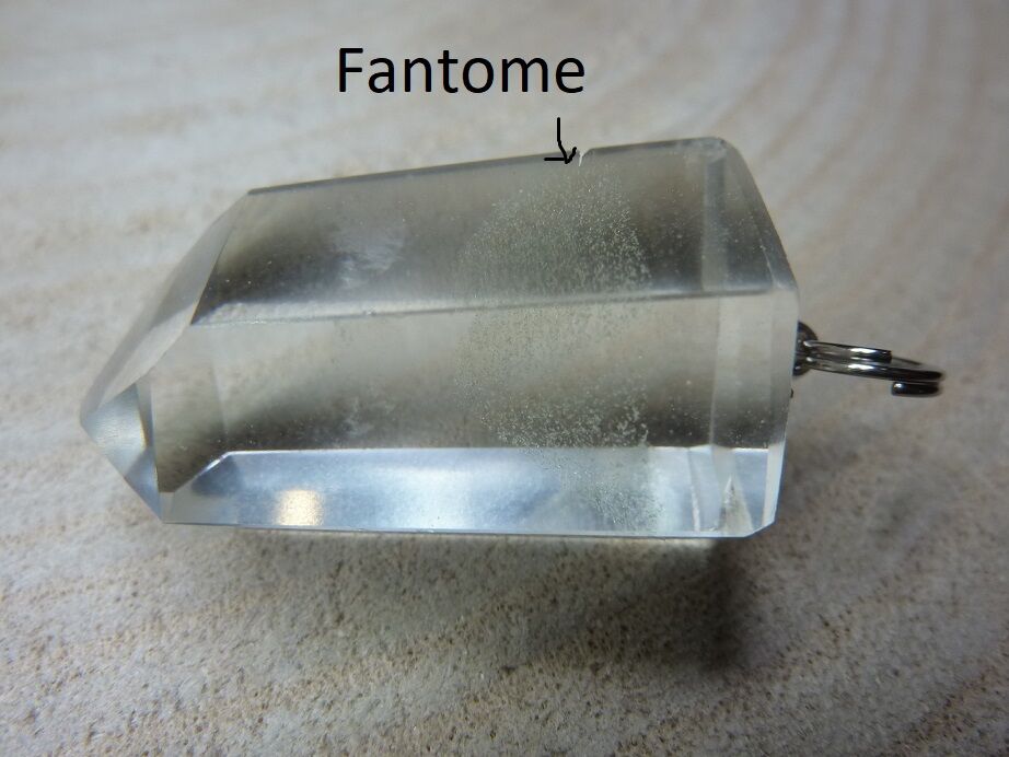 Pendentif pointe cristal de roche ref 4628