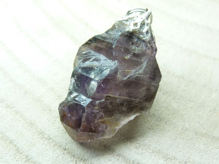 Pendentif Cacoxénite super seven très rare Ref 2365