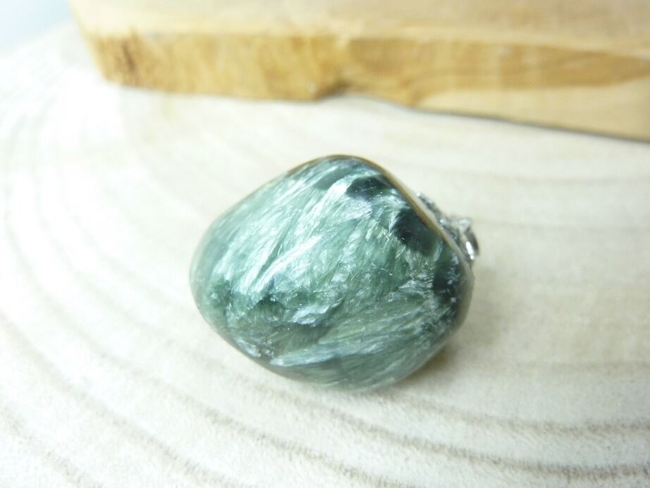Pendentif Séraphinite ref 1803