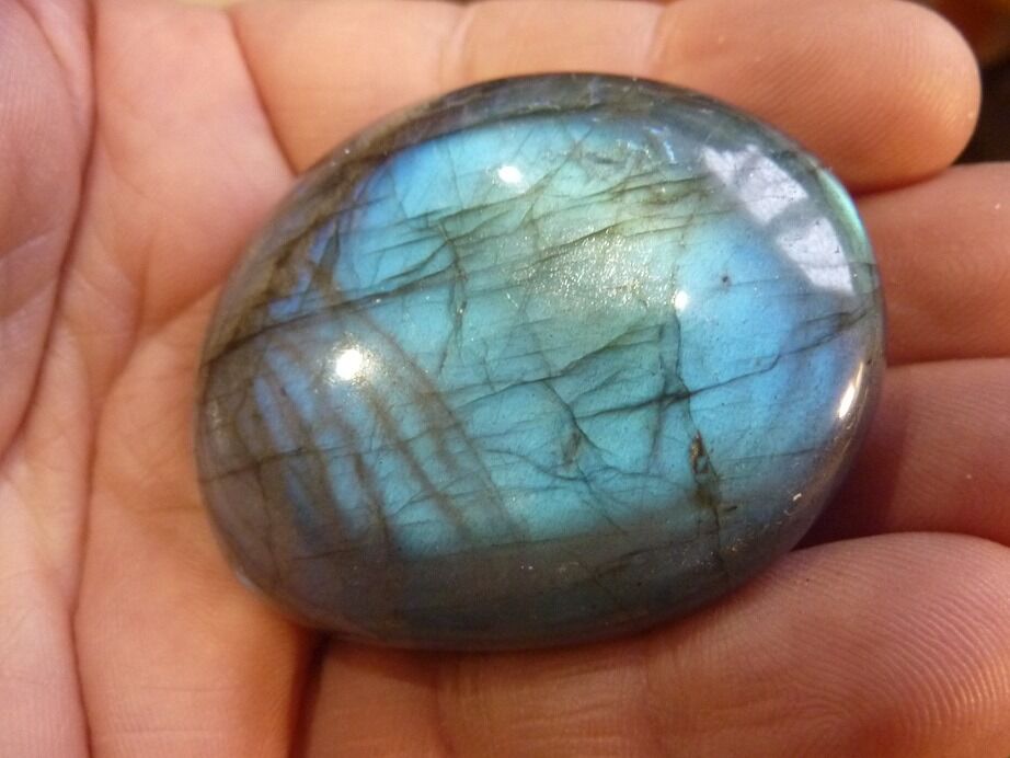 Labradorite bleu-vert 84 gr ref 3328