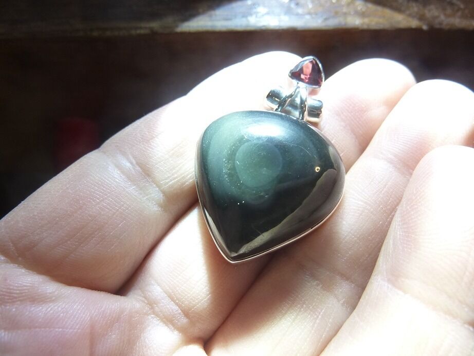 Pendentif Obsidienne oeil céleste-Grenat monture argent 925 ref 9987