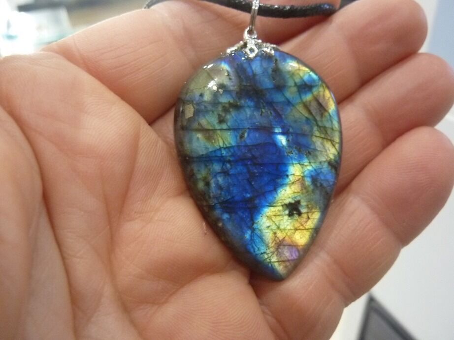 Collier pendentif Labradorite ref 159