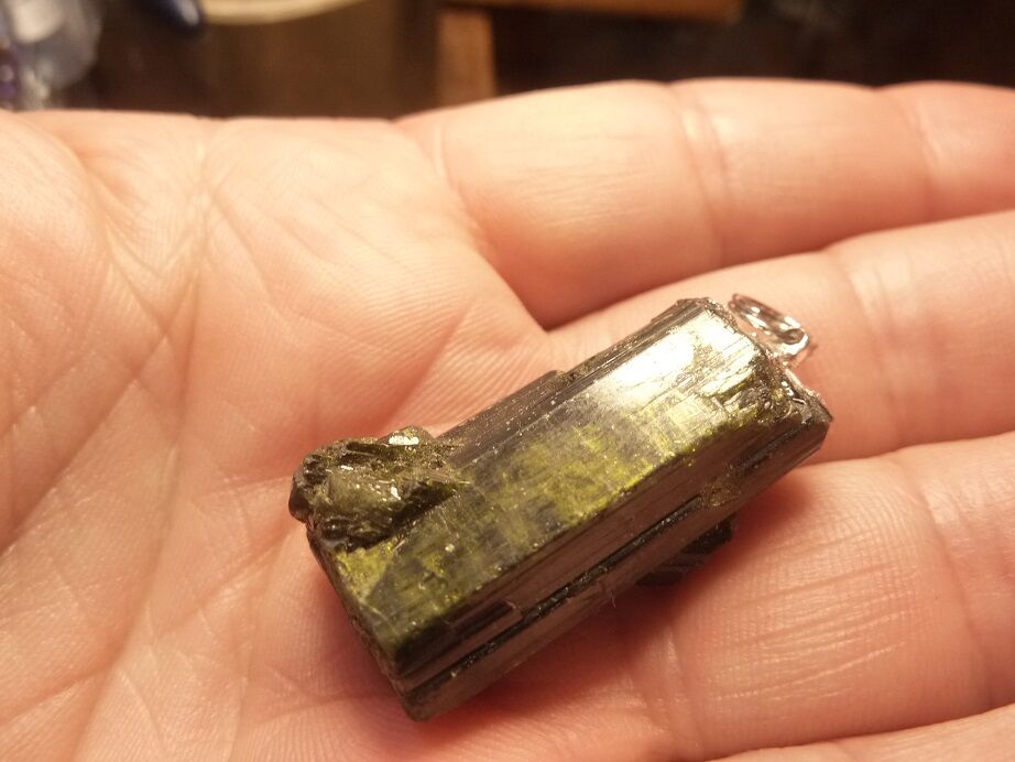 Pendentif tourmaline verte-noire Ultra Rare GG 2506