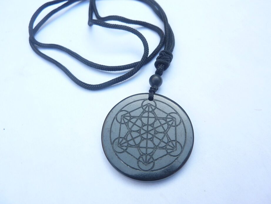 Pendentif Shungite-Cube de metatron