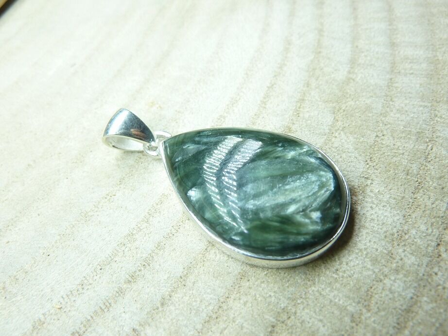 Pendentif Séraphinite Monture argent 925 ref 0409