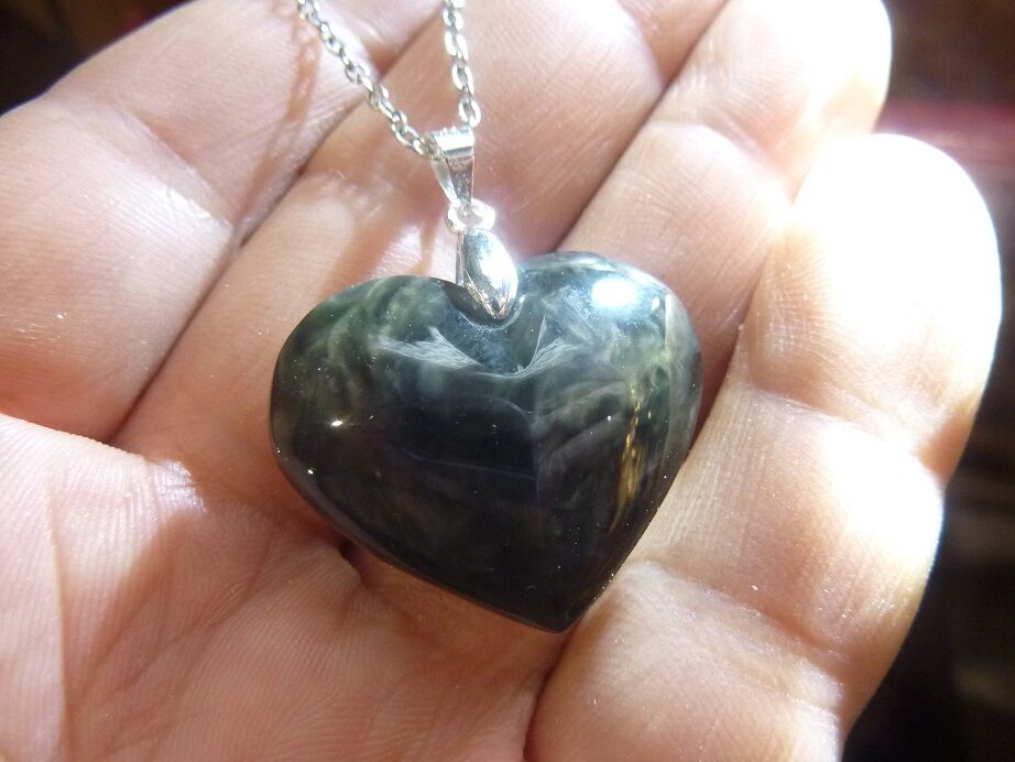 Pendentif coeur mentogochol ( Manta huichol ) argent 925 + chaine acier inoxydable 50 cm