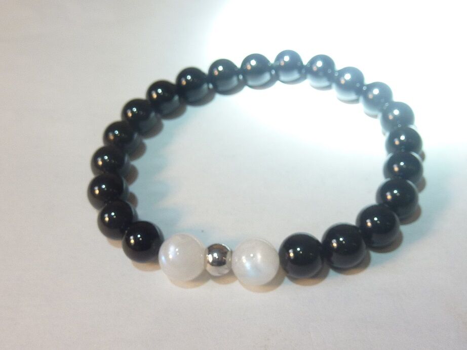 Bracelet Spinelle noir-Pierre de lune qualité AA