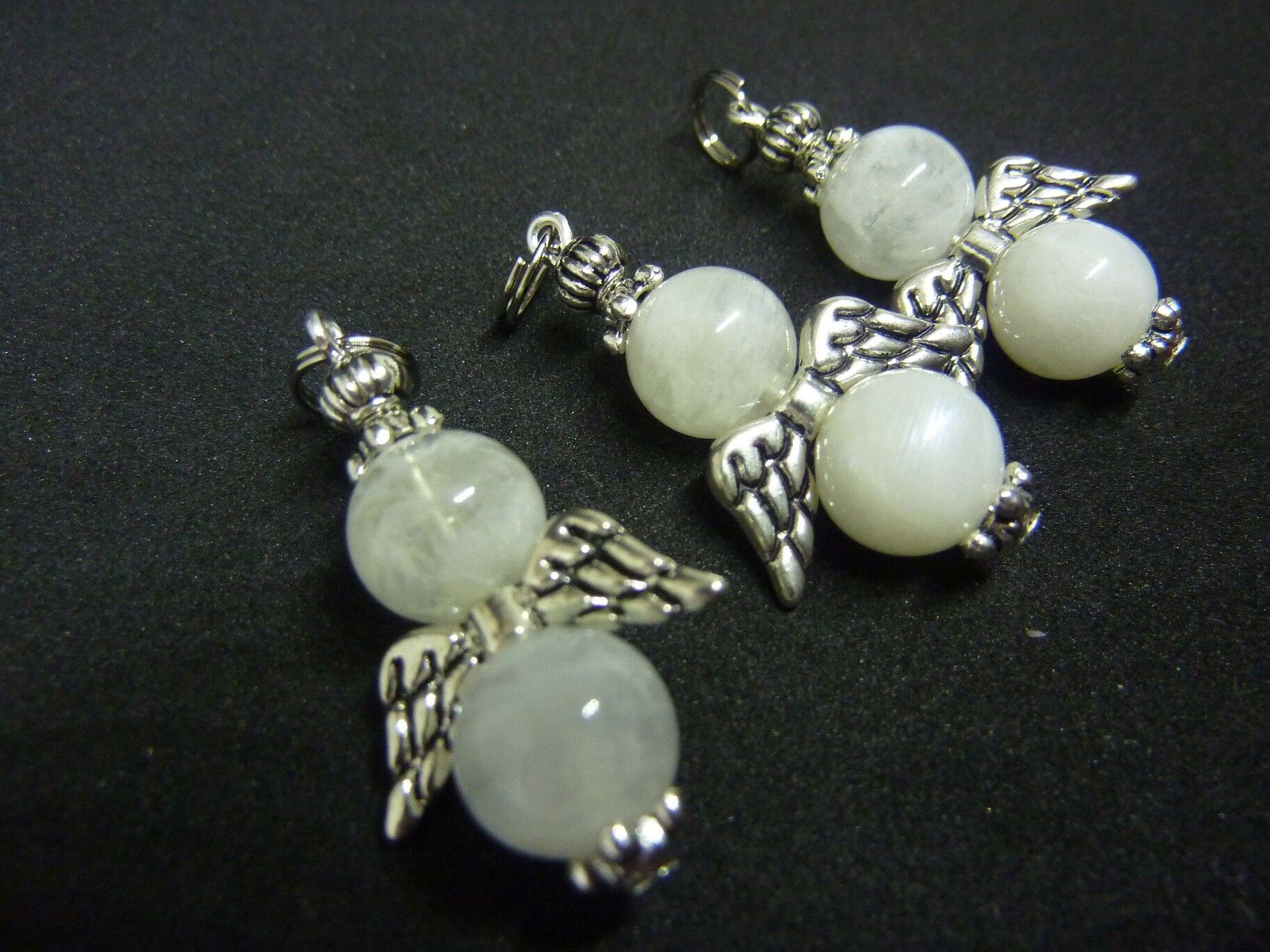 Pendentif ange pierre de lune perles rondes 10mm