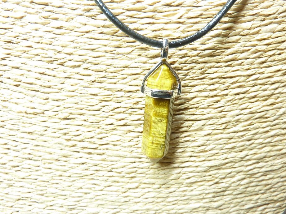 Pendentif Oeil de tigre pointe