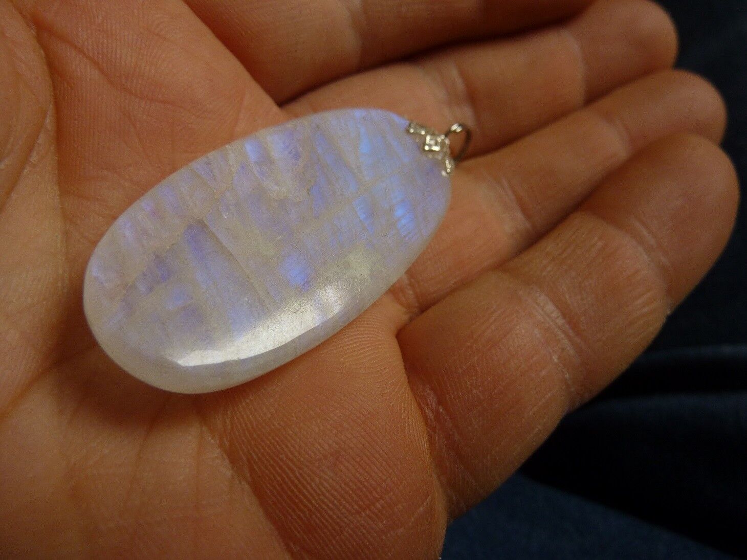 Pendentif Pierre de lune Quiétude et intuition ref 5257 – Image 3