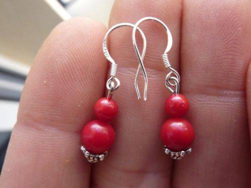 BOUCLES D'OREILLES CORAIL ROUGE VERITABLE 6-4 mm