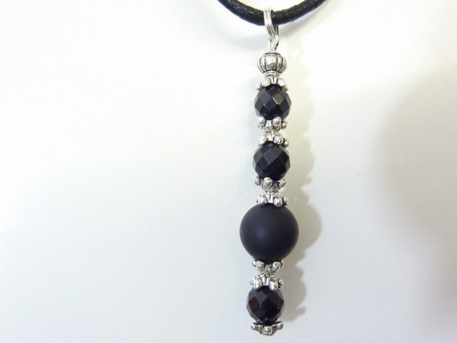 Pendentif Shungite-spinelle noir