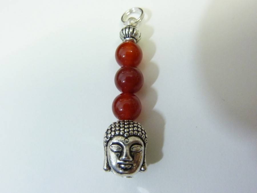 Pendentif Bouddha Cornaline perles 6mm longueur 3,6 cm