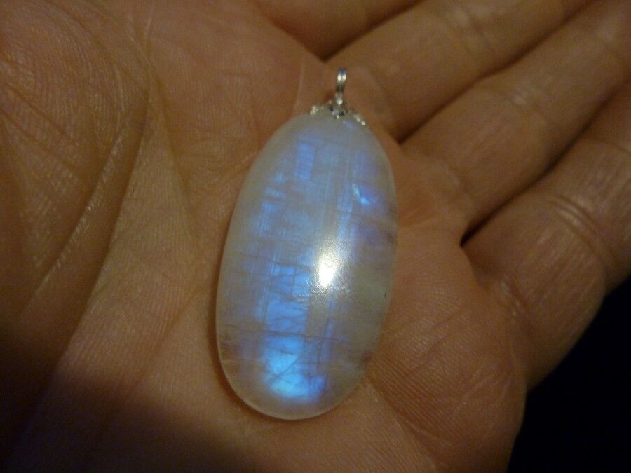 PENDENTIF PIERRE DE LUNE GEMME 41.5 cts AAA+ ref 6089