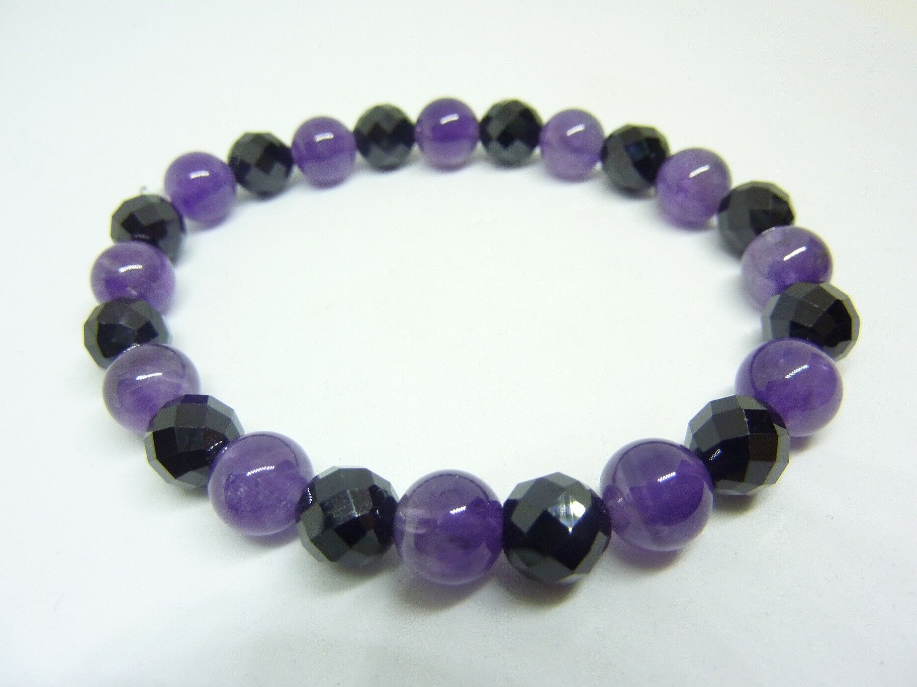 Bracelet calme et protection amethyste spinelle noir perles 8mm – Image 2