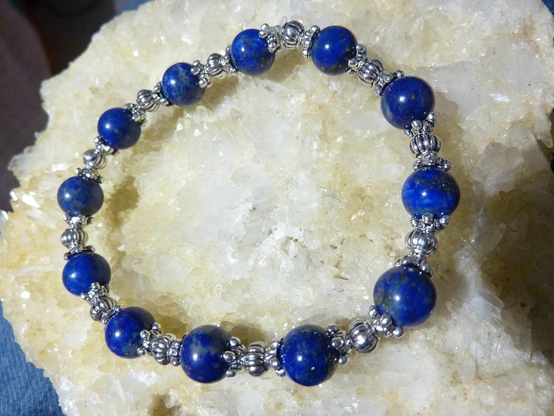 BRACELET LAPIS LAZULI NATURELLE DU PAKISTAN NON TRAITÉ NON COLORÉ – Image 4