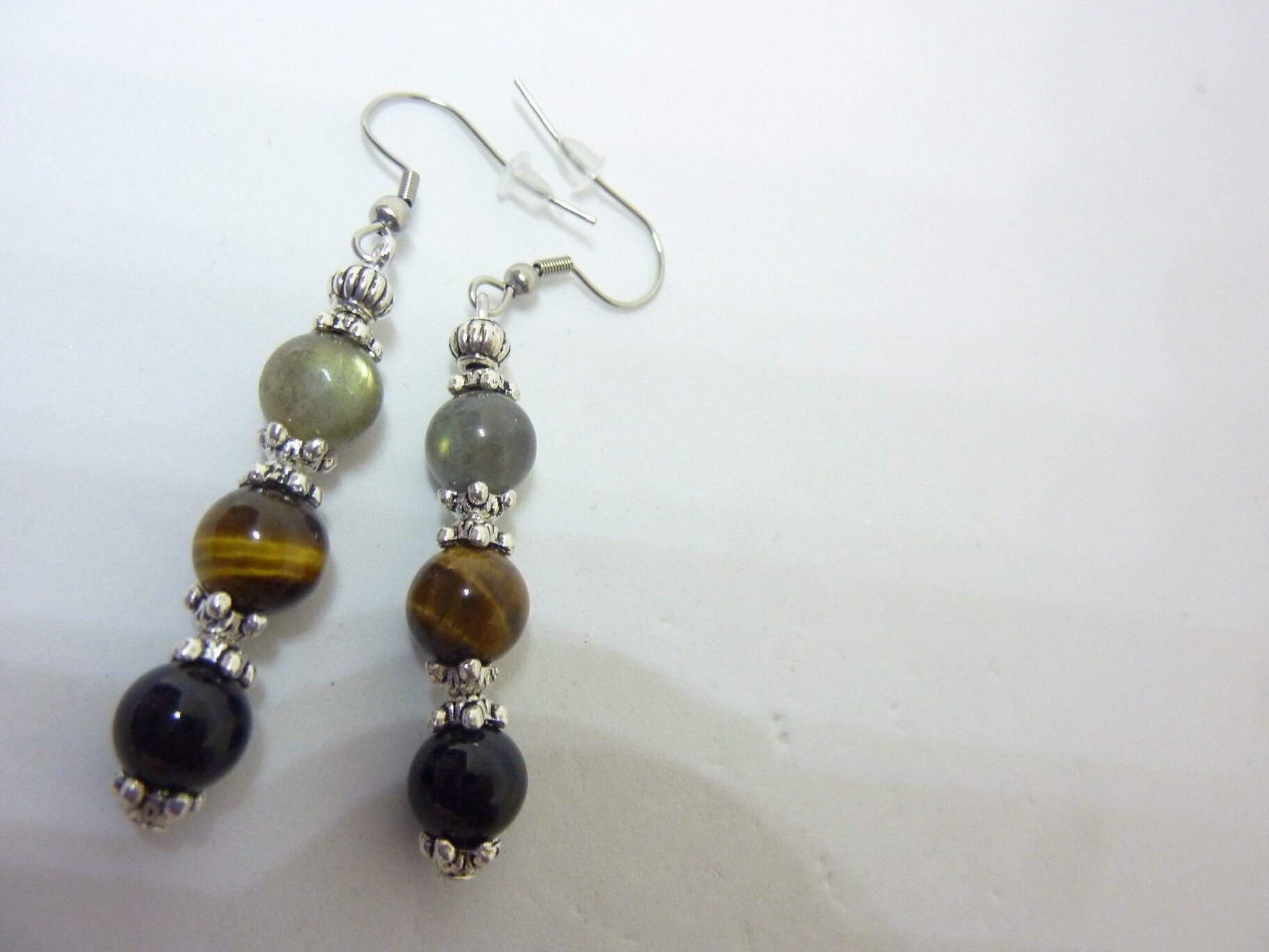 Boucles d'oreilles protection Oeil de tigre Labradorite Tourmaline noire – Image 3