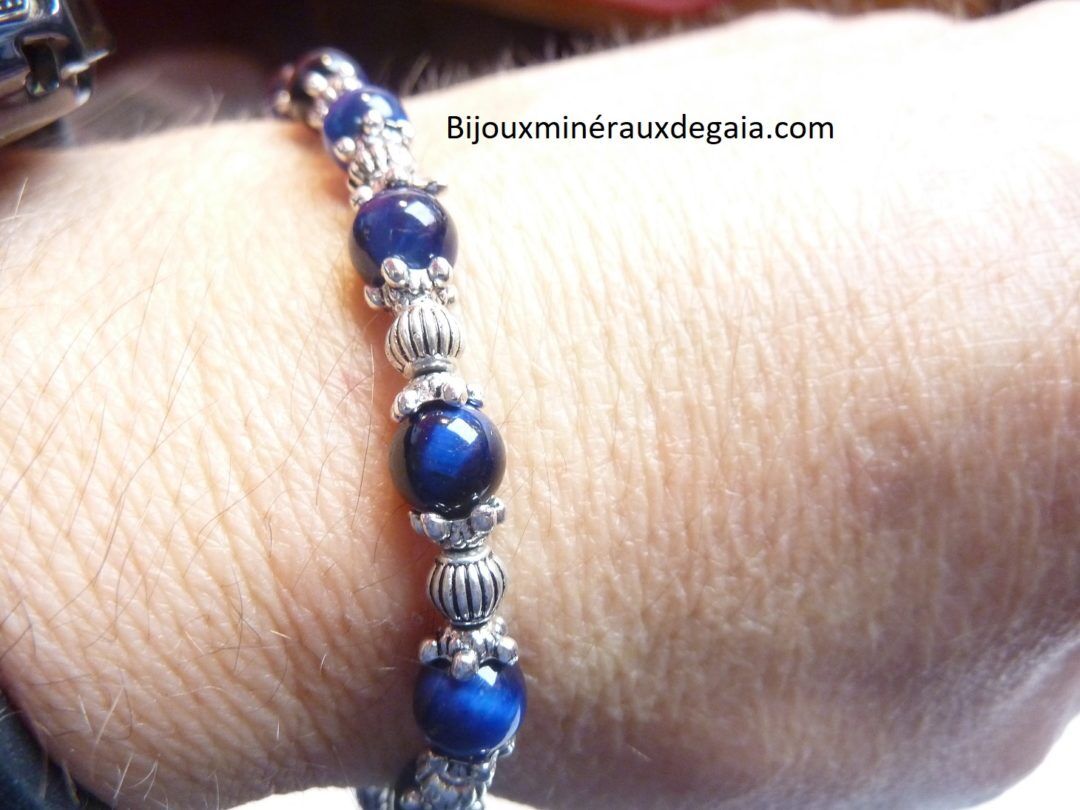 BRACELET OEIL DE FAUCON 6 MM ET PERLES PLAQUé ARGENT