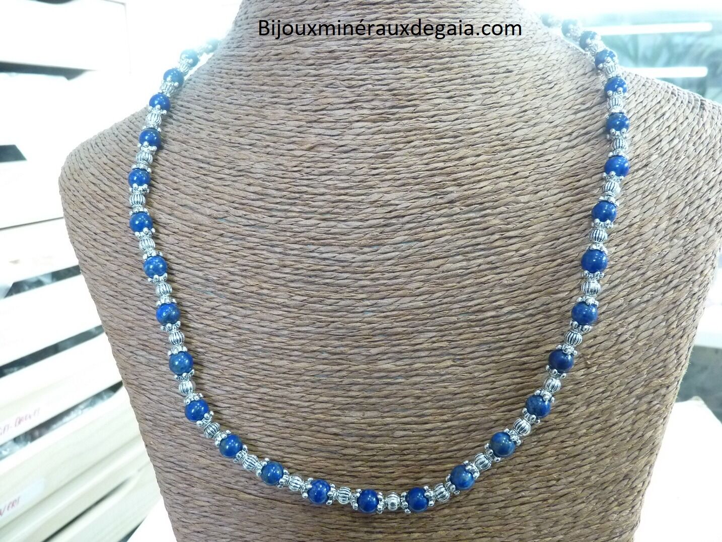 COLLIER EXTENSIBLE LAPIS LAZULI PERLES 6 MM