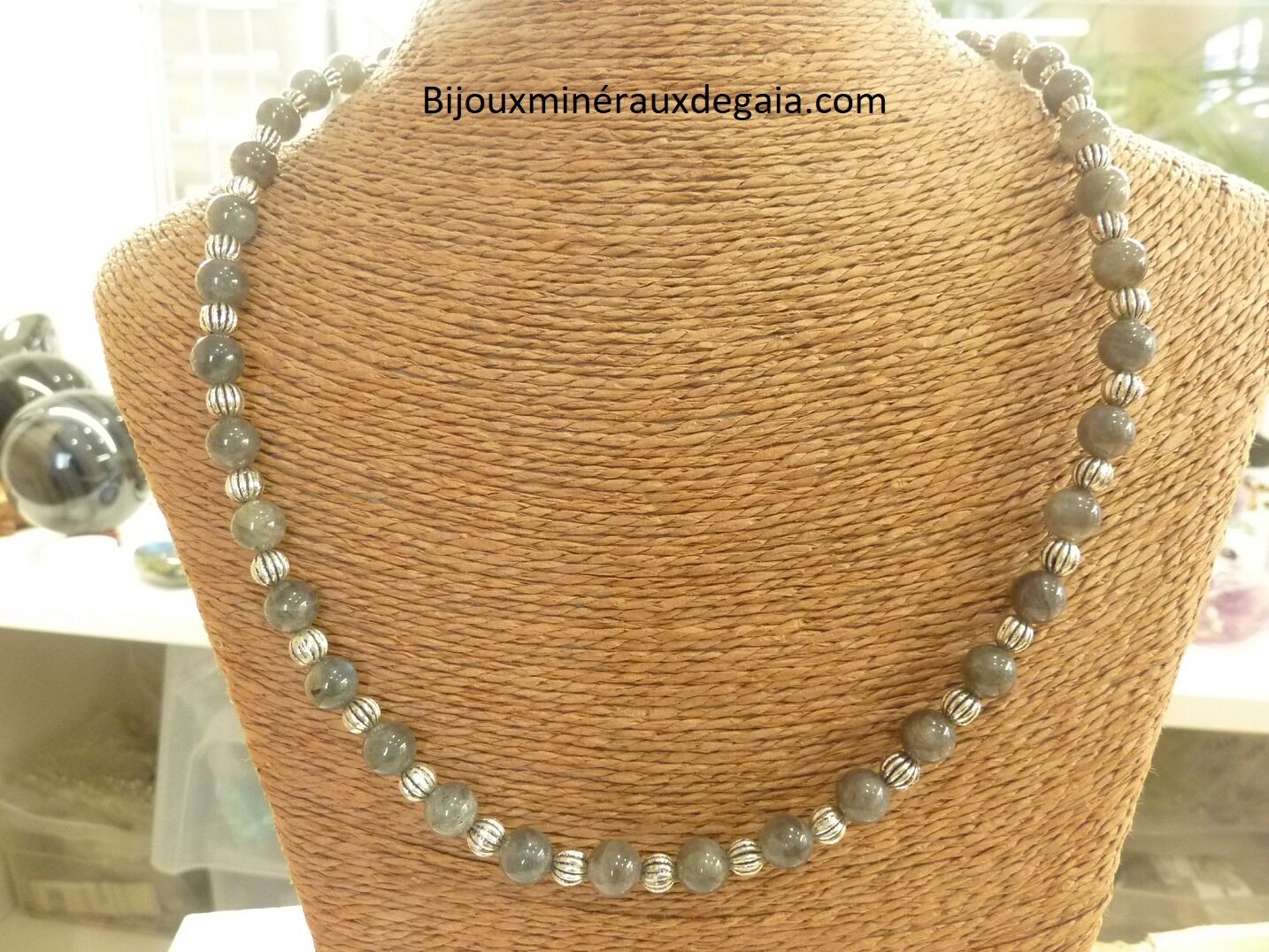 COLLIER LABRADORITE 8MM&ARGENT DU TIBET