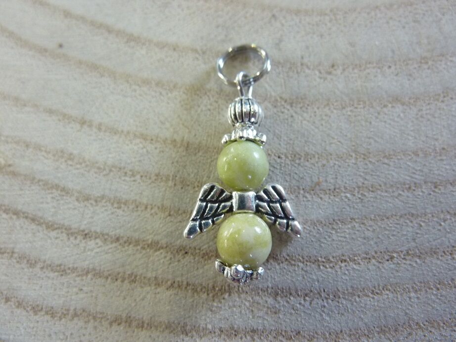 Pendentif Péridot ange - perles rondes 6 mm