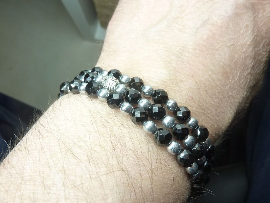 COLLIER SPINELLE NOIRE FACETTES