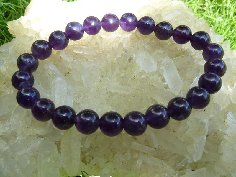 Bracelet en pierres naturelles amethyste d'uruguay