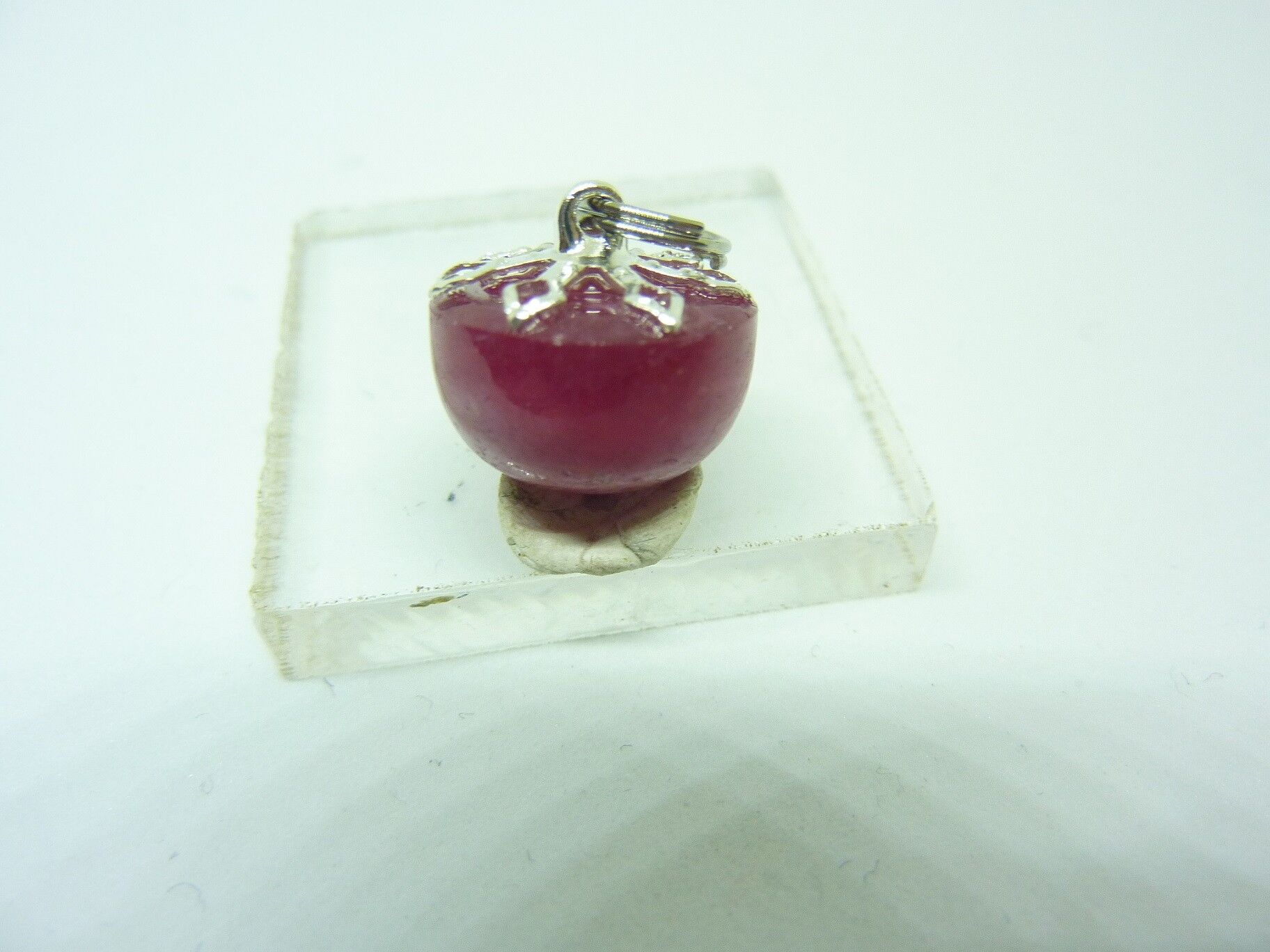 PENDENTIF EN RUBIS 20 carats RARE ref 7455