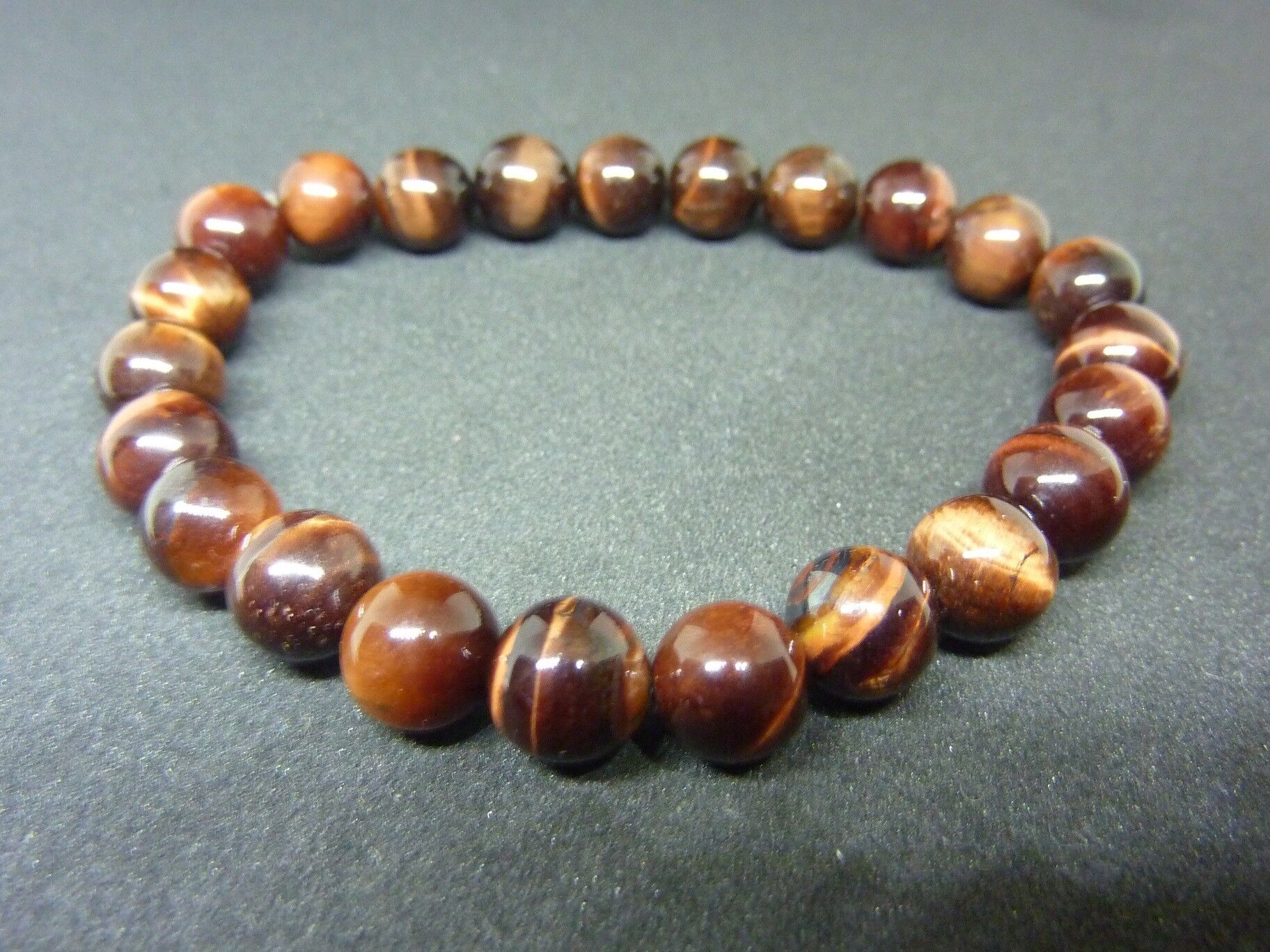 BRACELET OEIL DE TAUREAU PERLES 8 MM – Image 4