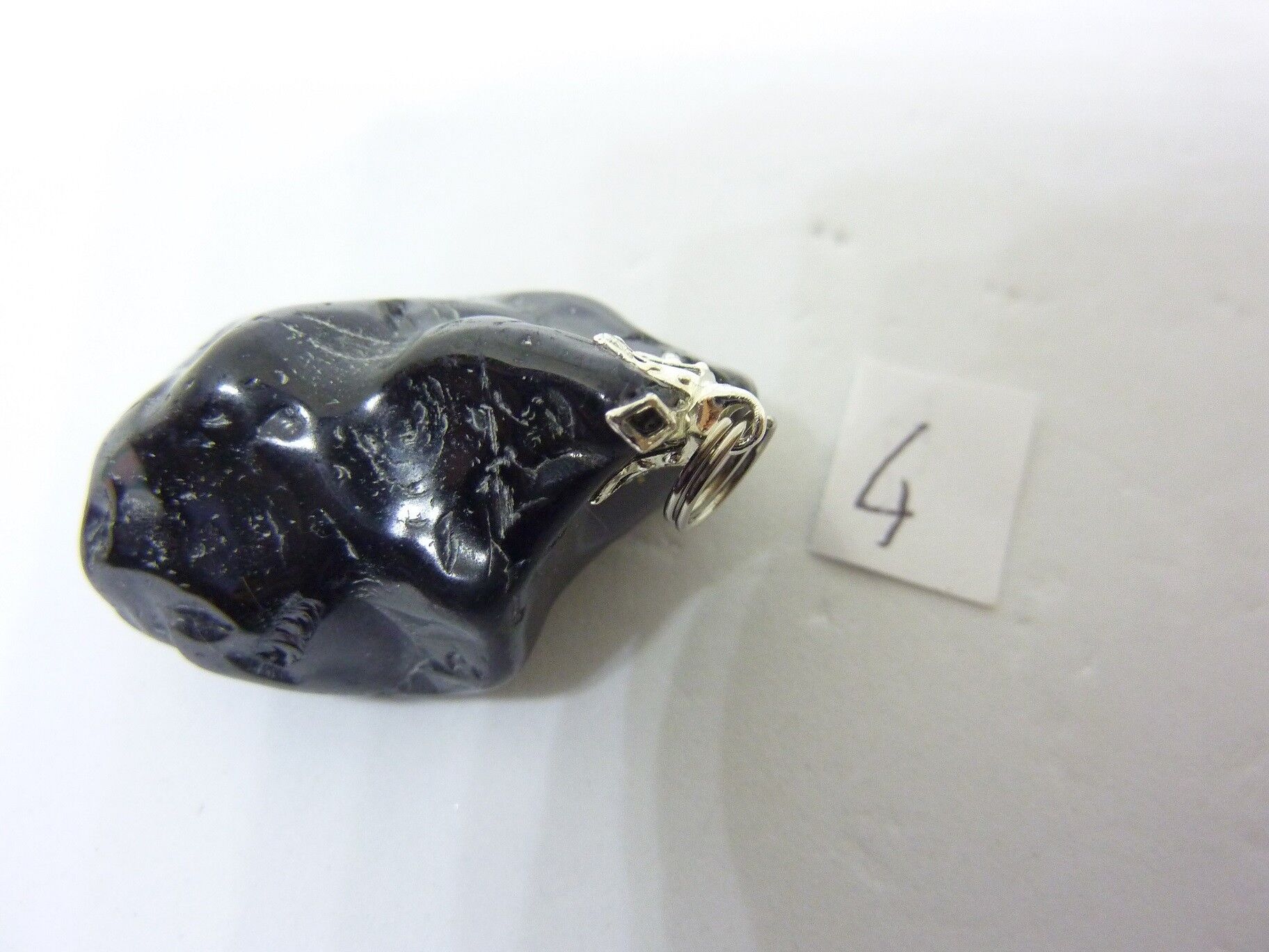 MASSIF PENDENTIF PROTECTION SPINELLE NOIRE 30 gr REF 9772 – Image 4