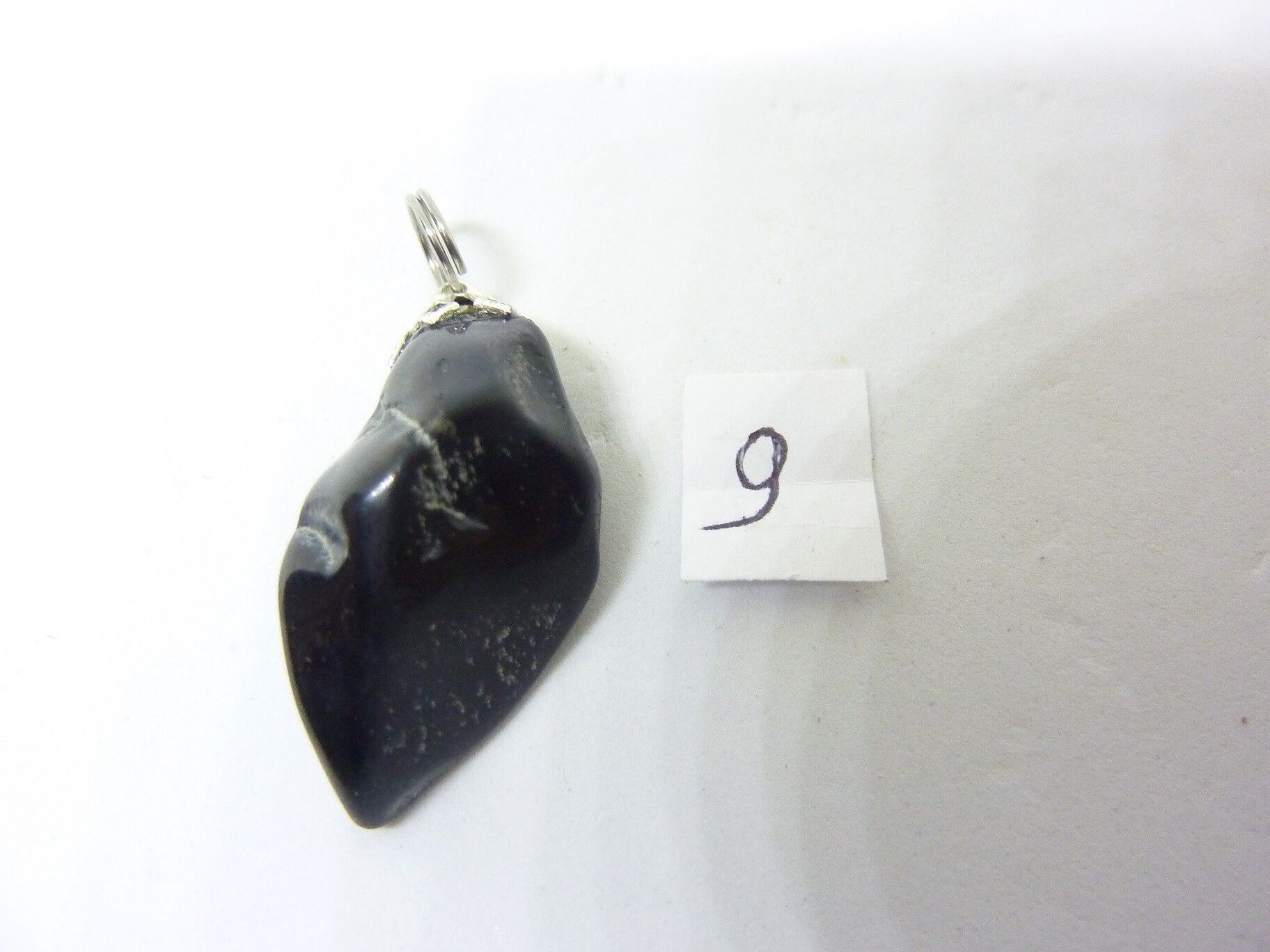 PENDENTIF PROTECTION SPINELLE NOIRE 7,5 gr REF 4051