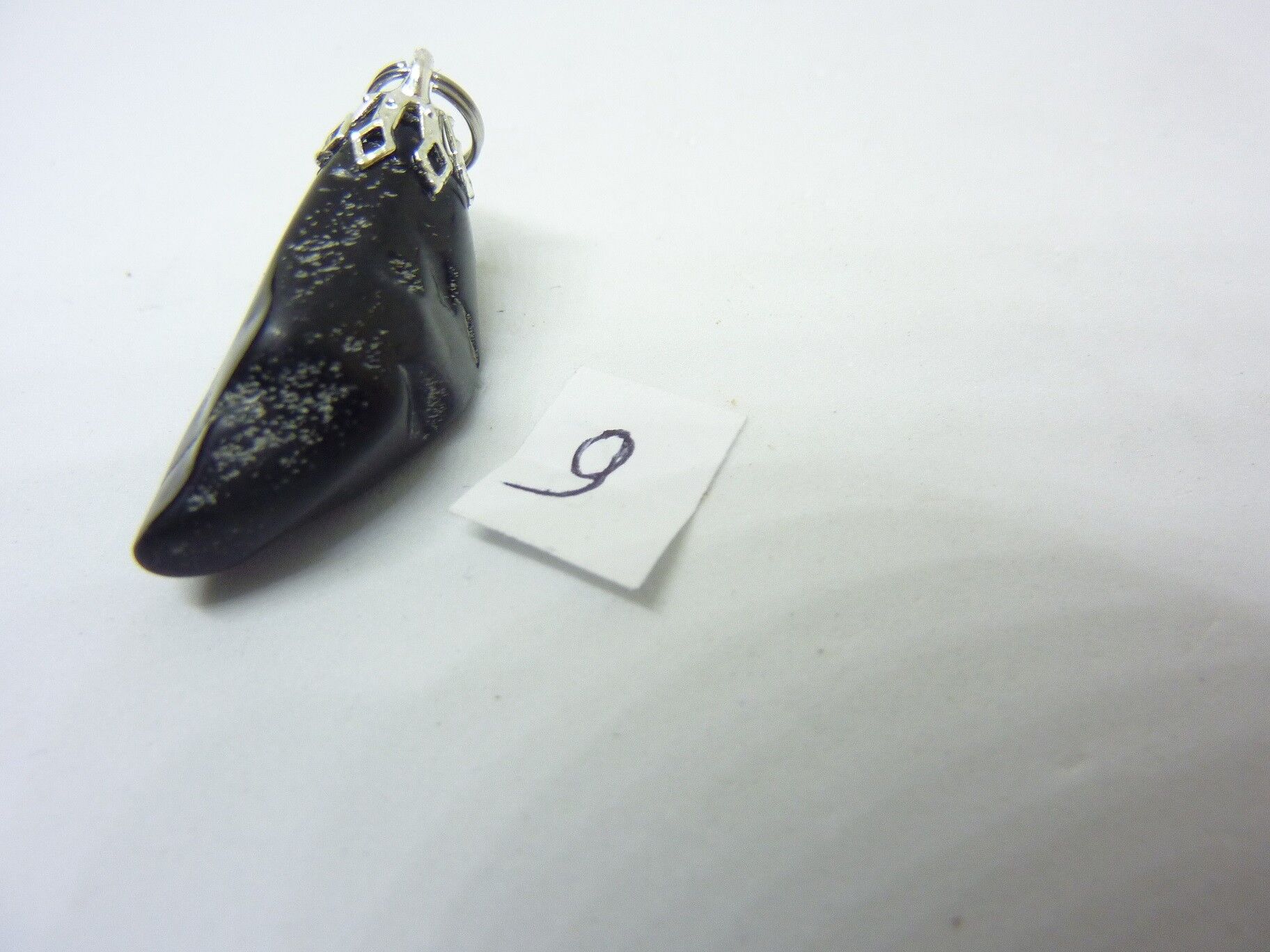 PENDENTIF PROTECTION SPINELLE NOIRE 7,5 gr REF 4051 – Image 3