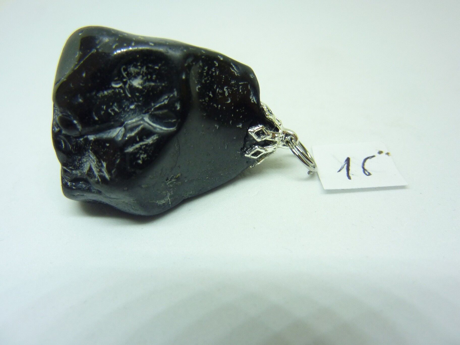 MASSIF PENDENTIF PROTECTION SPINELLE NOIRE 39 gr REF 7061 – Image 3