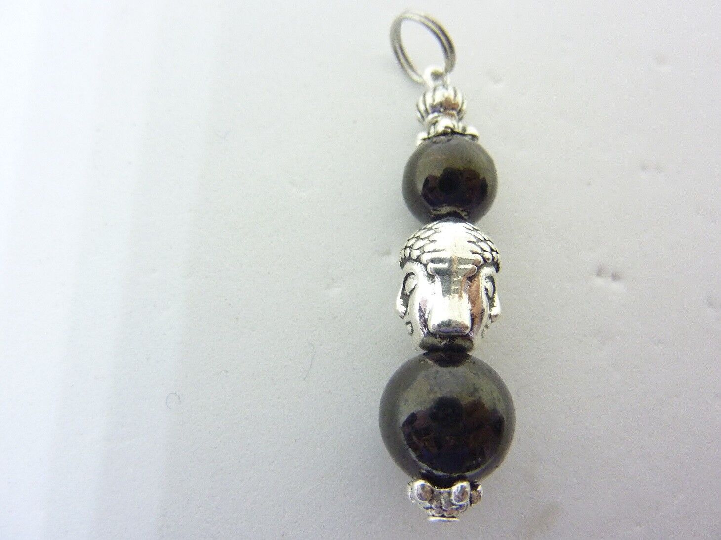 Pendentif protection Jais Charbon fossile Bouddha – Image 3