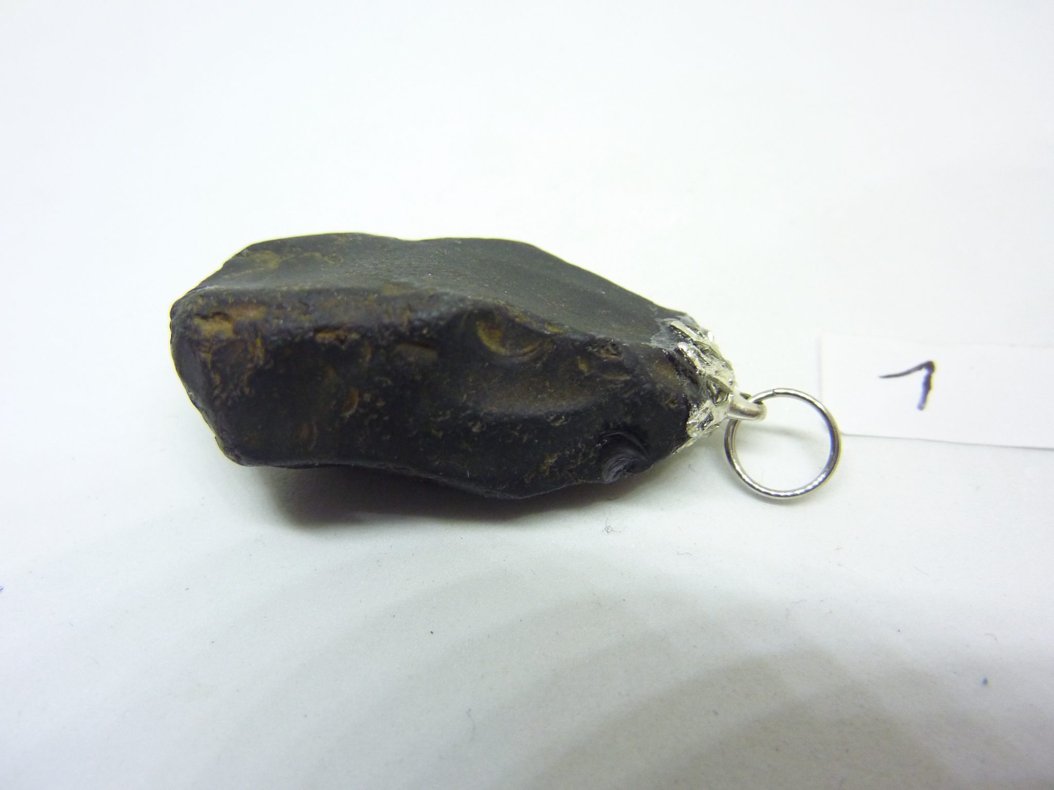 PENDENTIF PROTECTION SPINELLE NOIRE 15,9 gr REF 8846 – Image 3