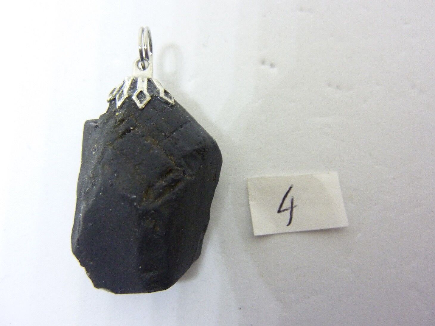 PENDENTIF PROTECTION SPINELLE NOIRE 15,9 gr REF 8846 – Image 2