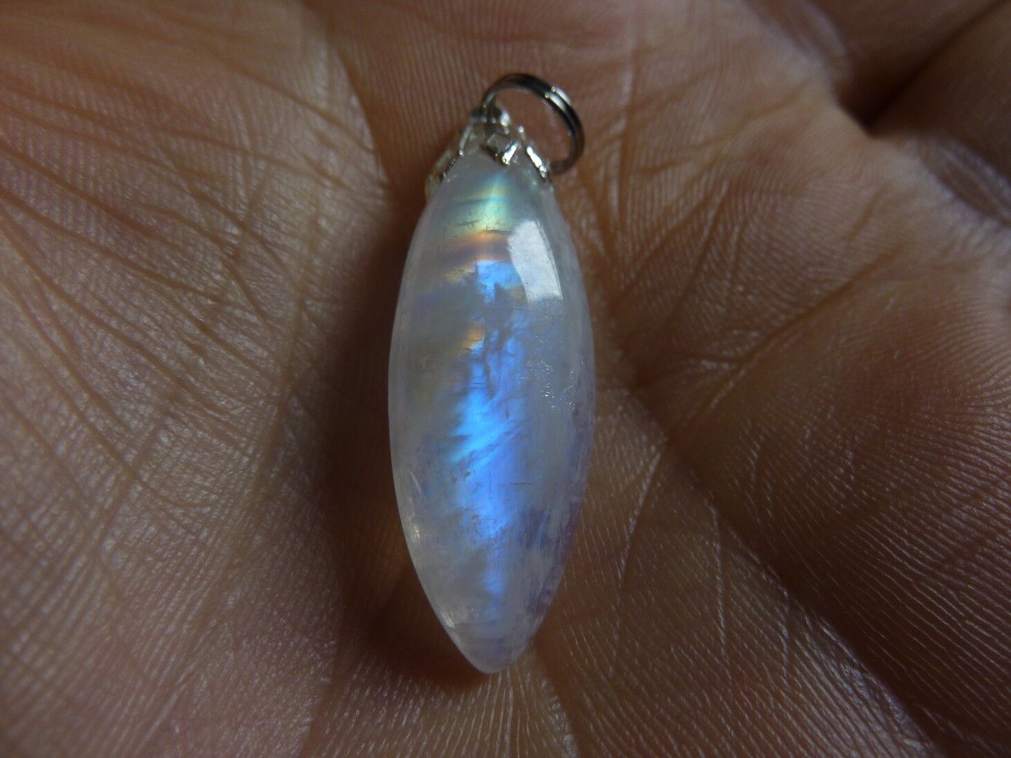 Pendentif Pierre de lune Quiétude et intuition ref 6689